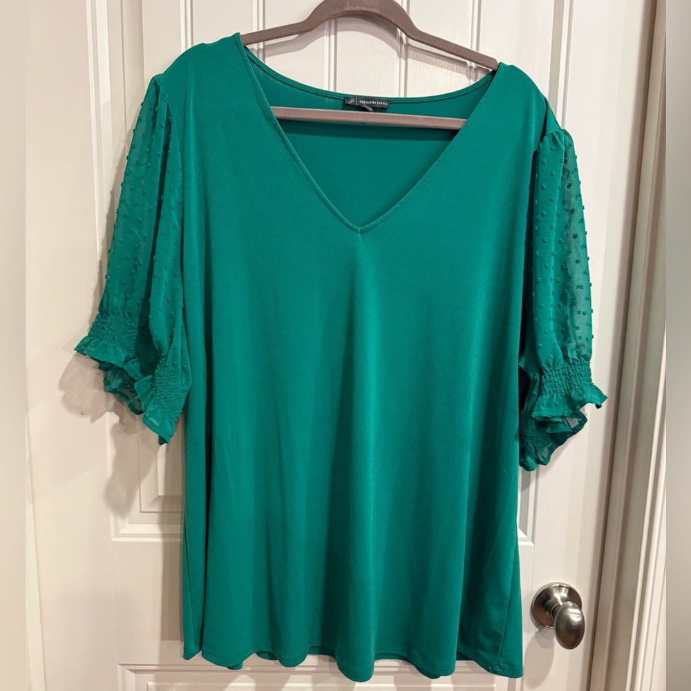 Adrianna Papell Green V-Neck Blouse with Textured Puff Sleeves